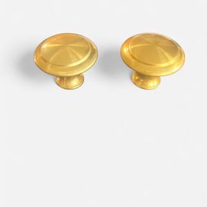 Set of 20 NWT Gold Colored Knobs